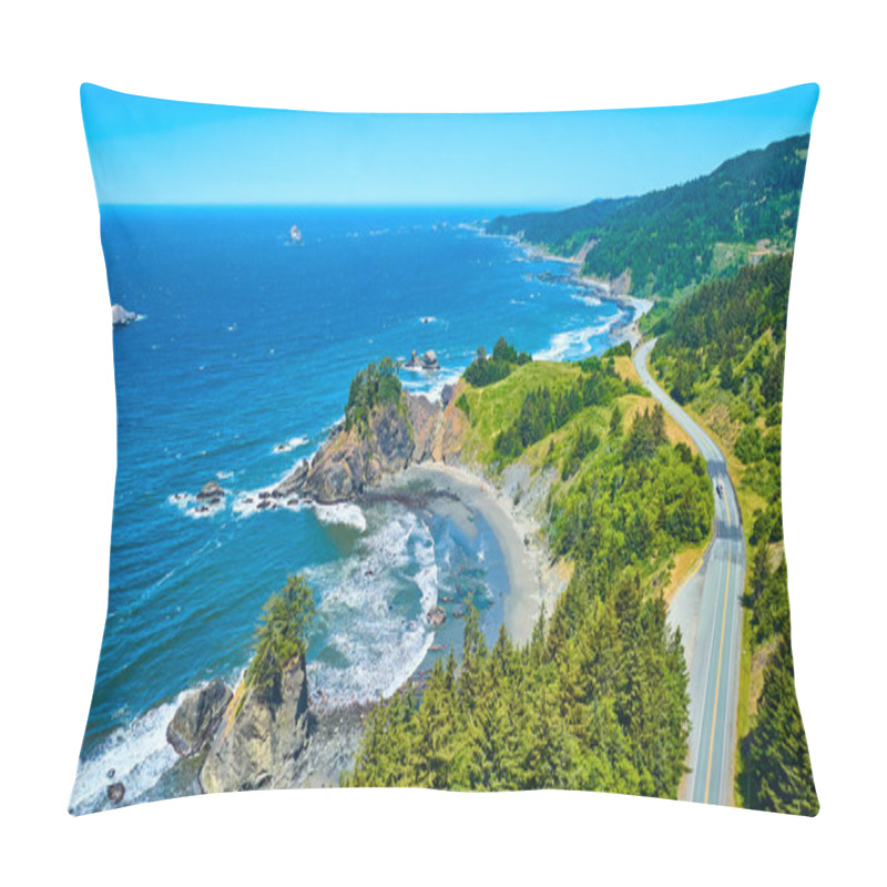 Personality  Aerial View Of The Stunning Arch Rock, Brookings, Oregon. Experience The Beauty Of The Samuel H. Boardman State Scenic Corridor With Vibrant Colors, Lush Greenery, And The Captivating Pacific Pillow Covers