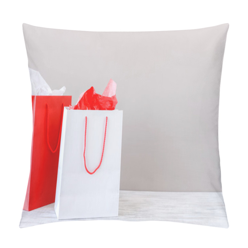 Personality  Presents On The Table With Paper Shopping Bags Pillow Covers