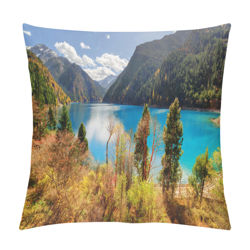 Personality  Fantastic View Of The Long Lake With Azure Water Among Mountains Pillow Covers