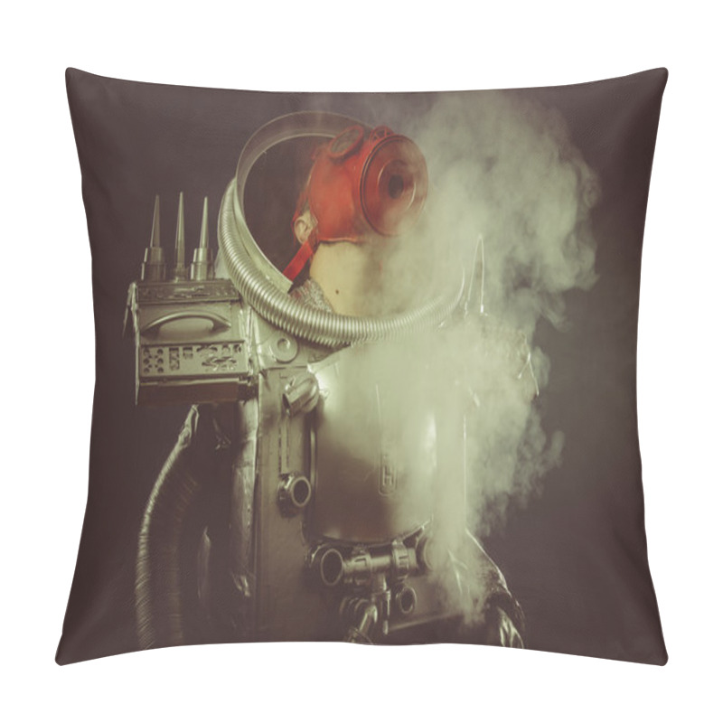 Personality  Spaceman With Plasma Gun Pillow Covers