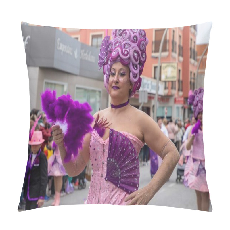 Personality  Colorful Parade: Hispanic Adult Female Performing In Lavish Costume With Purple Fan On February 23, 2023 In Pilar De La Horadada,Spain . Pillow Covers