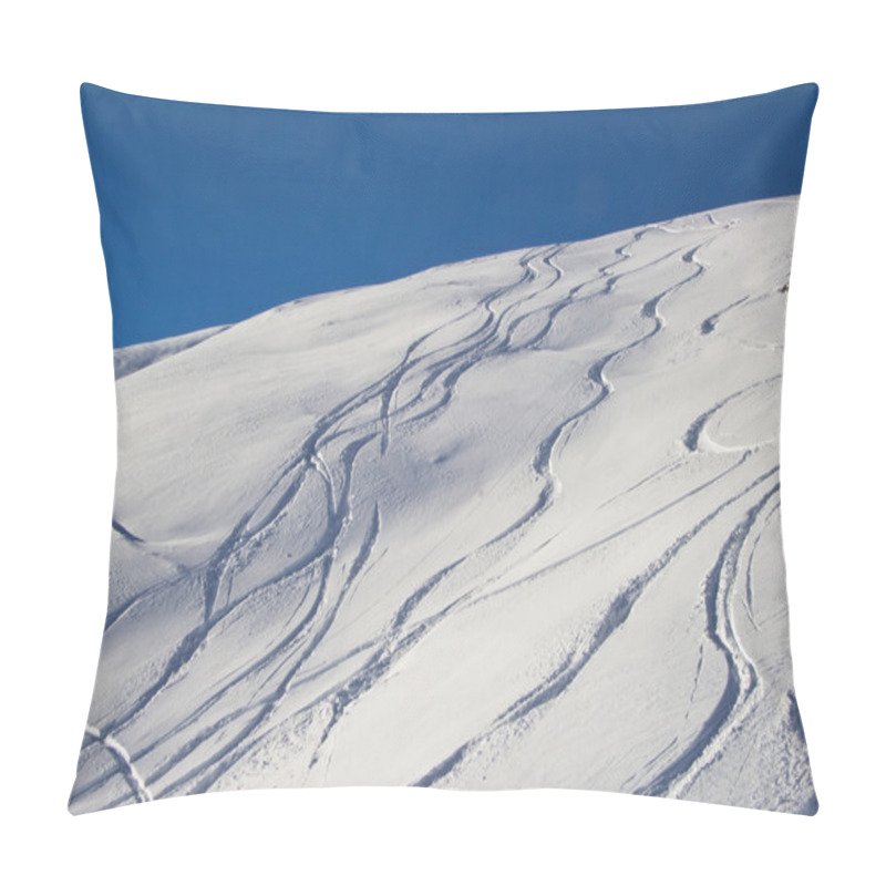 Personality  New Track On Snow Powder Pillow Covers