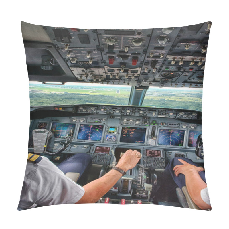 Personality  Pilot Landing A Plane Pillow Covers