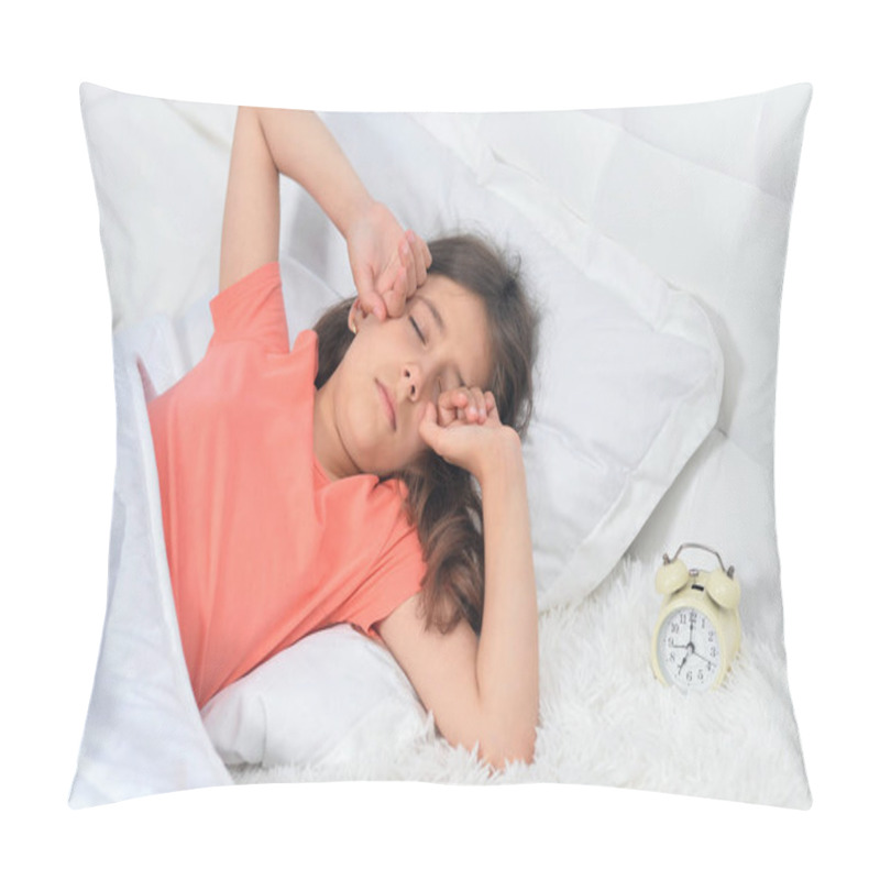 Personality  Cute Little Girl Waking Up  In Bed Pillow Covers