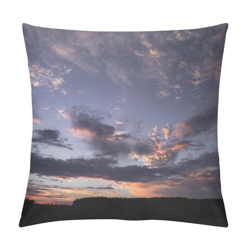 Personality  A Tranquil Sunset Sky Painted With Soft Pastel Hues And Delicate Cloud Textures. The Gentle Interplay Of Warm And Cool Tones Creates A Dreamy And Peaceful Atmosphere. Pillow Covers