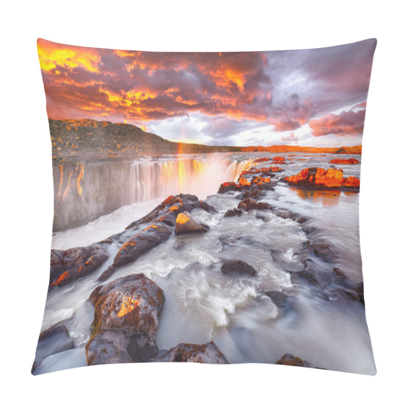 Personality  Dramatic Sunset View Of Fantastic Waterfall And Cascades Of Self Pillow Covers