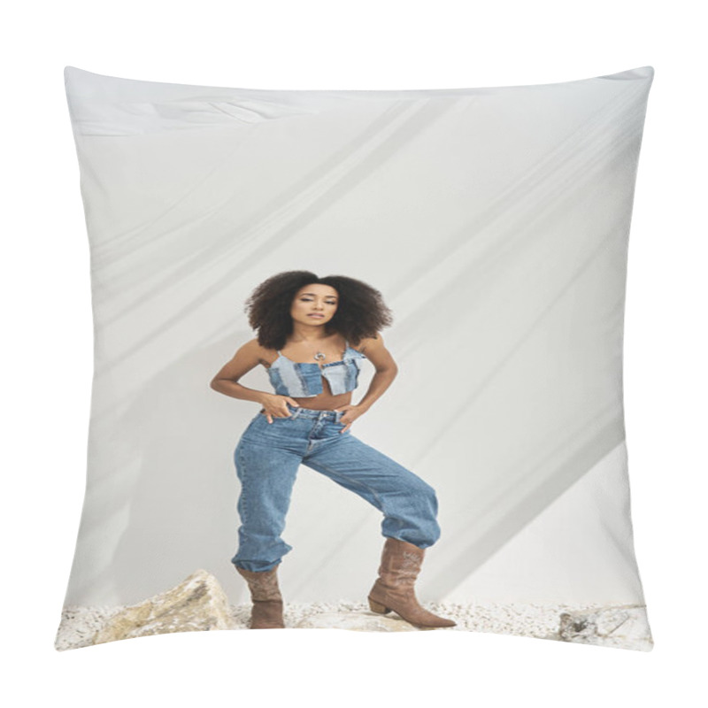 Personality  A Confident Young African American Woman Showcases Her Fashion Sense In A Chic Ensemble. Pillow Covers