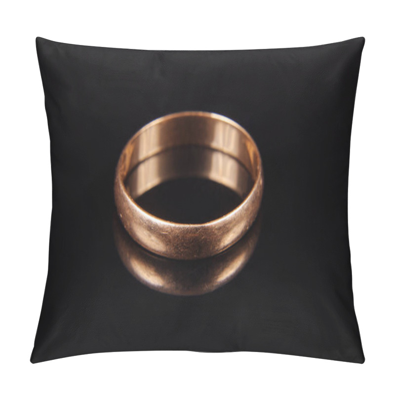 Personality  Scratched Wedding Ring Isolated On The Black Background Pillow Covers