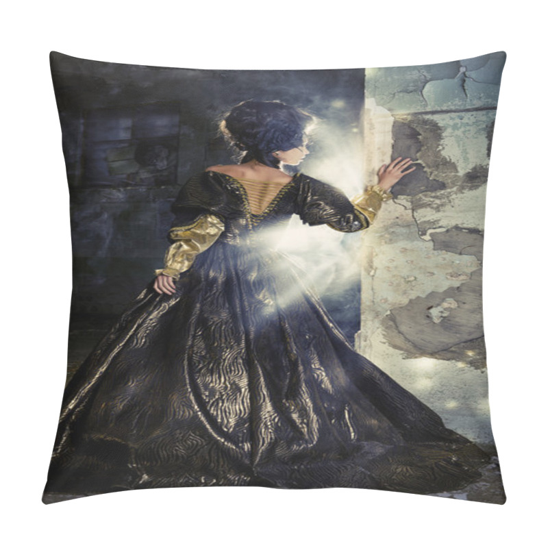 Personality  Baroque Era Pillow Covers