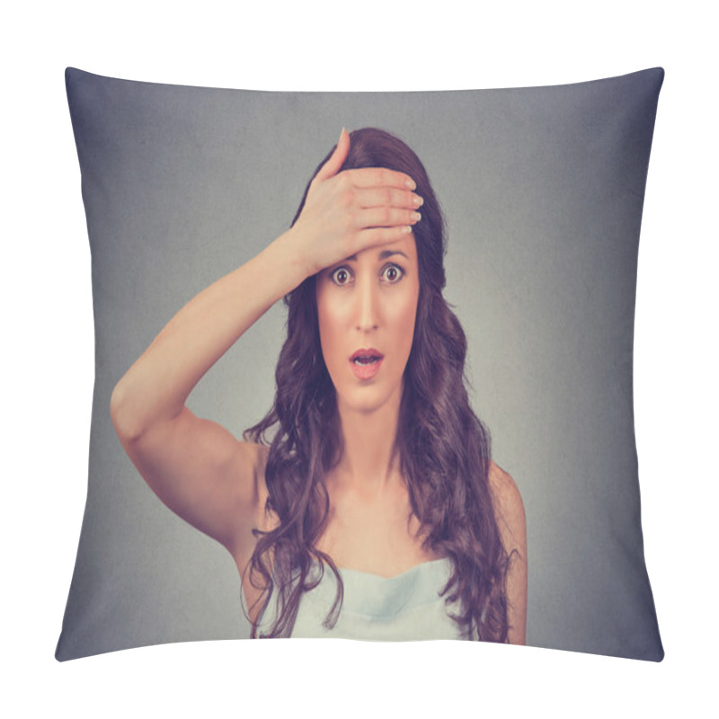 Personality  Headshot Terrified Young Business Woman Looking Shocked, Surprised, Full Disbelief Pillow Covers