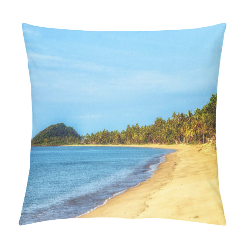 Personality  Landscape Of A Beach In The Coral Coast, Fiji. The Coral Coast Is A Home To Many Hotels And Resorts On The Island Of Viti Levu, In Fiji. Pillow Covers