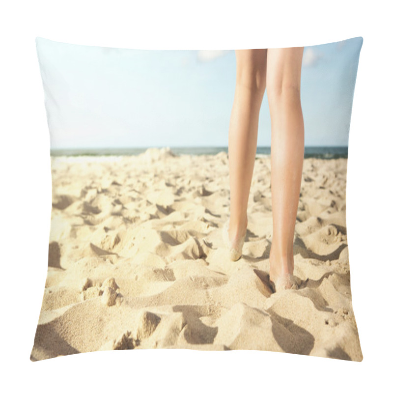 Personality  Walking On The Beach Pillow Covers