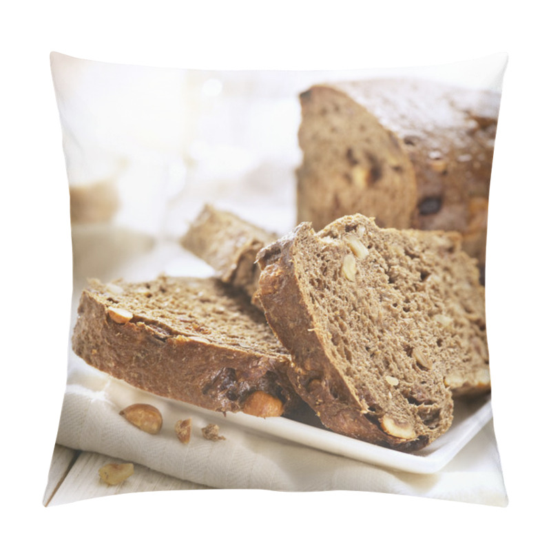 Personality  Sliced Bread With Nuts On A Plate Pillow Covers