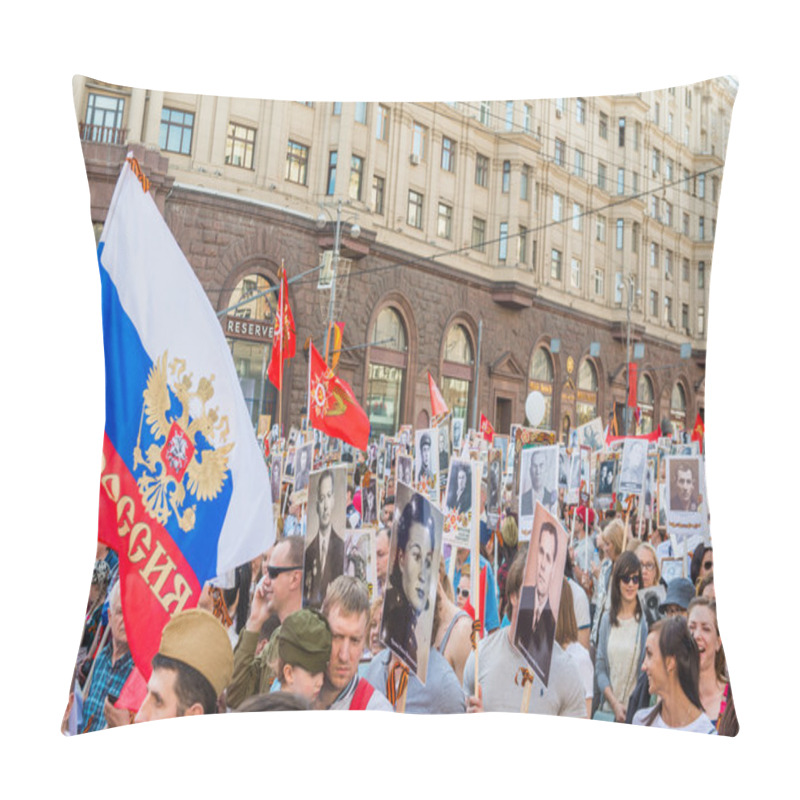 Personality  Immortal Regiment In Moscow Pillow Covers