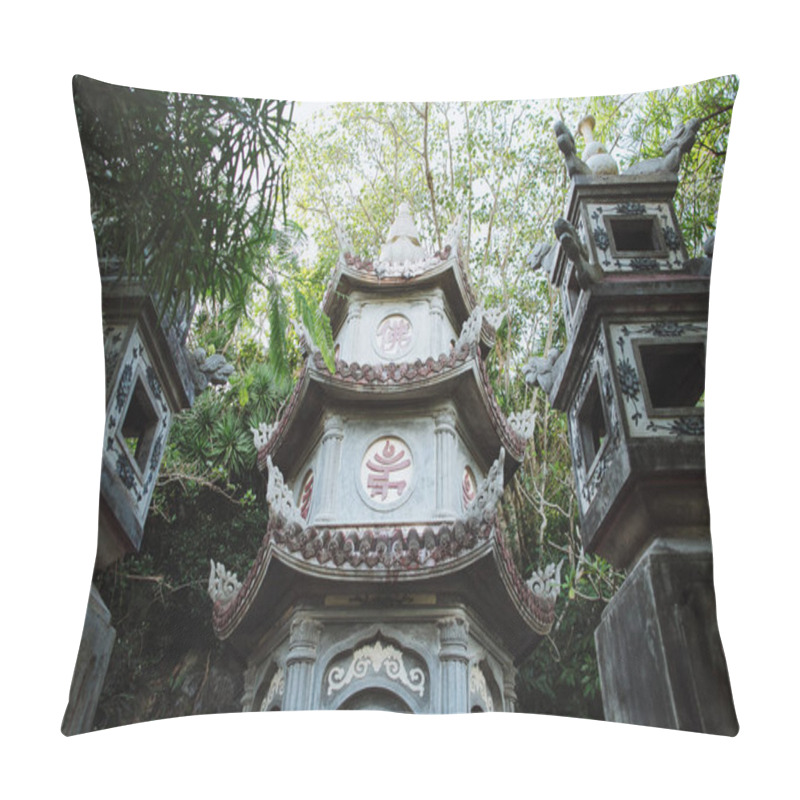 Personality  Asia Pillow Covers