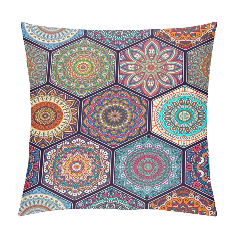 Personality  Ethnic Floral Seamless Pattern Pillow Covers