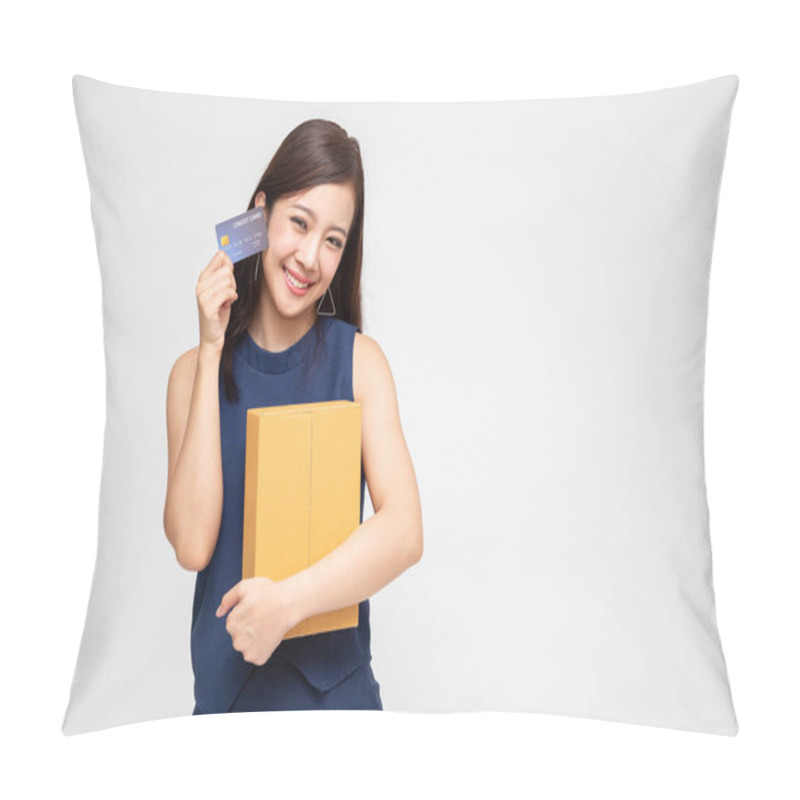 Personality  Happy Asian Woman Holding Package Parcel Box And Credit Card, Delivery Shipping Service And Shopping Online Concept Pillow Covers