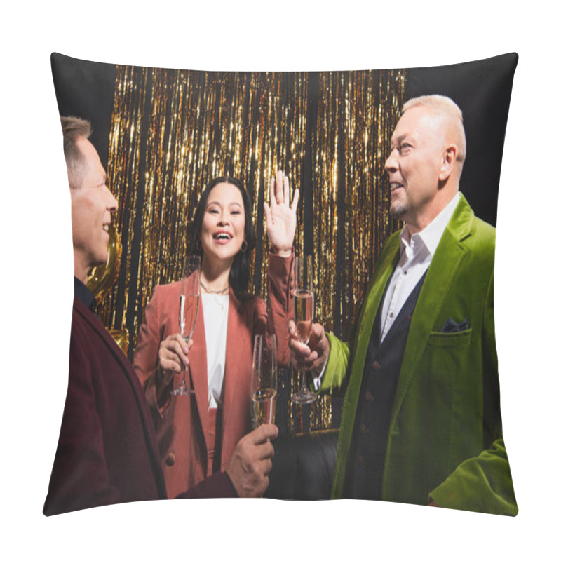 Personality  Smiling Asian Woman Waving At Camera Near Friends With Glasses Of Champagne And Tinsel On Black Background  Pillow Covers