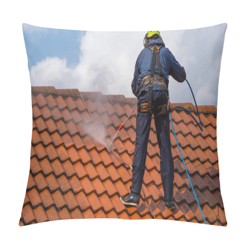 Personality  Worker Washing The Roof With Pressurized Water Pillow Covers