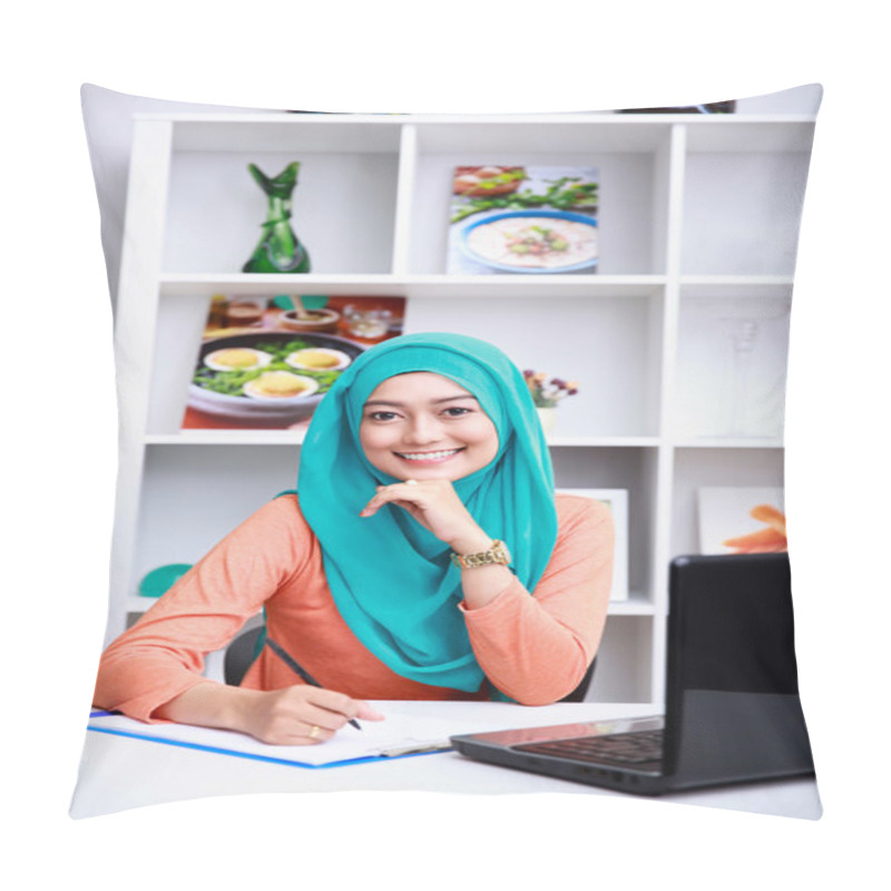 Personality  Young Woman Writing An Information From Internet At Office Pillow Covers