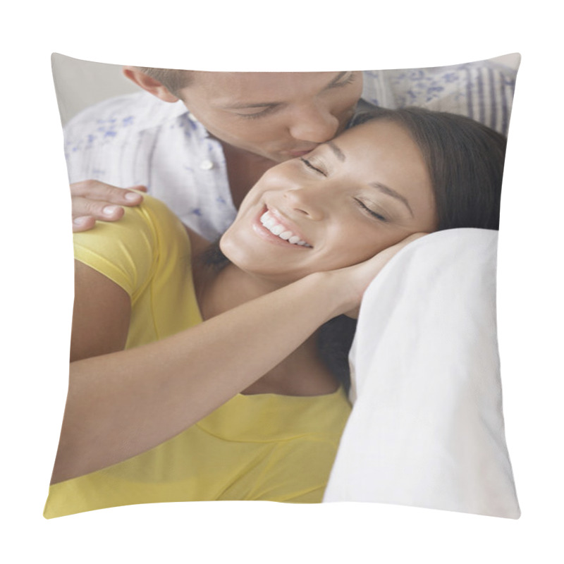 Personality  Affectionate Couple Kissing Pillow Covers