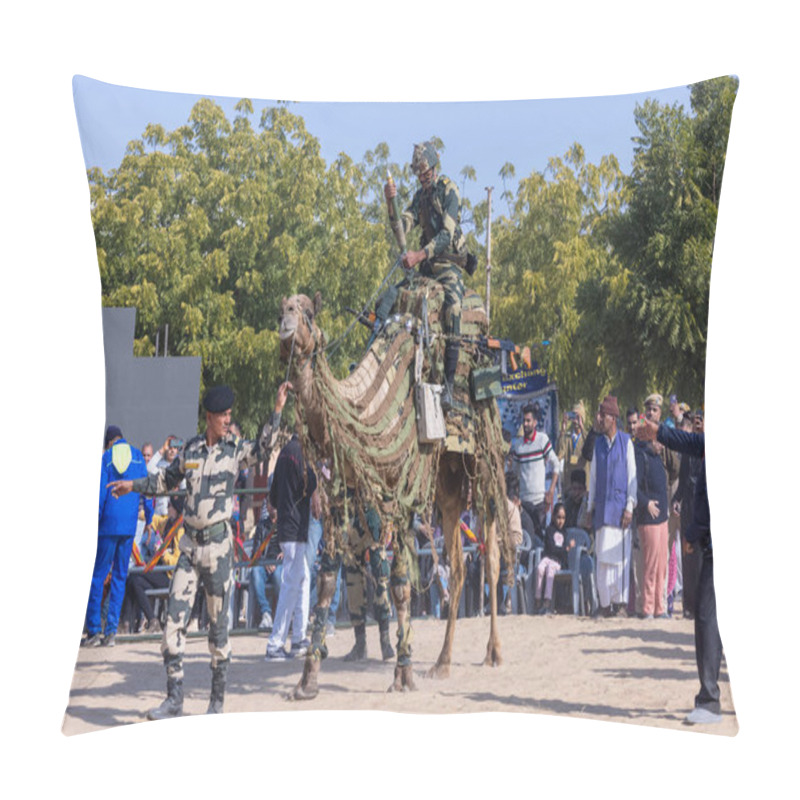 Personality  Bikaner, Rajasthan, India - January 14 2023: Camel Festival Bikaner, Decorated Camels At The Sand Dunes Desert  Pillow Covers