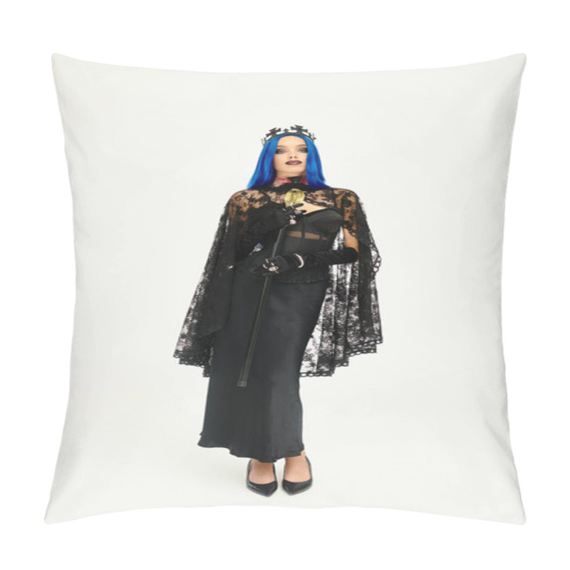 Personality  The Enchanting Woman Dons A Gothic Halloween Costume, Exuding Elegance And Mystery. Pillow Covers