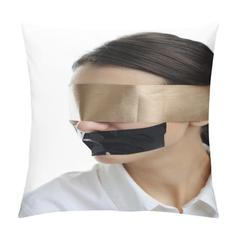 Personality  Woman With A Blindfold Pillow Covers