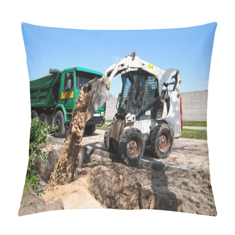 Personality  Tea Pickers At A Plantation In Sri Lanka Concept, Original Photoset Pillow Covers