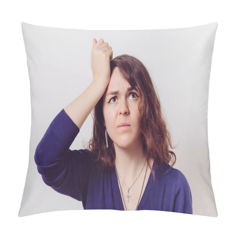 Personality  Woman Who Made A Mistake Pillow Covers