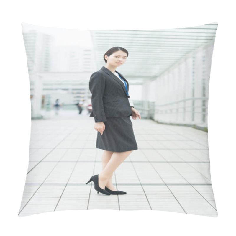 Personality  Portrait Of A Smiling Asian Young Business Woman Wearing A Suit Pillow Covers