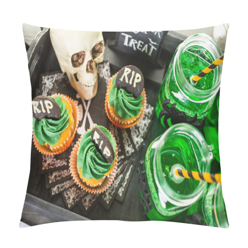 Personality  Food Table For Halloween Party Pillow Covers