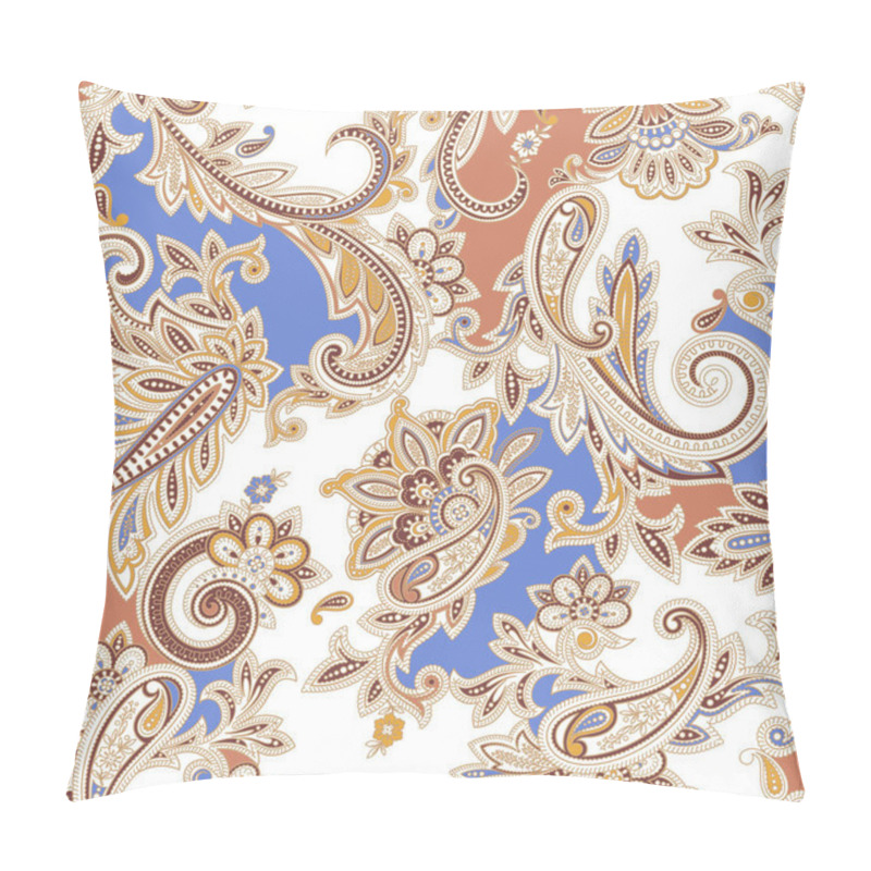 Personality  Traditional Coloful Seamless Paisley Pattern On Vector. Classic Ethnic  Paisley Print For Textile Design And Fabrics Pillow Covers