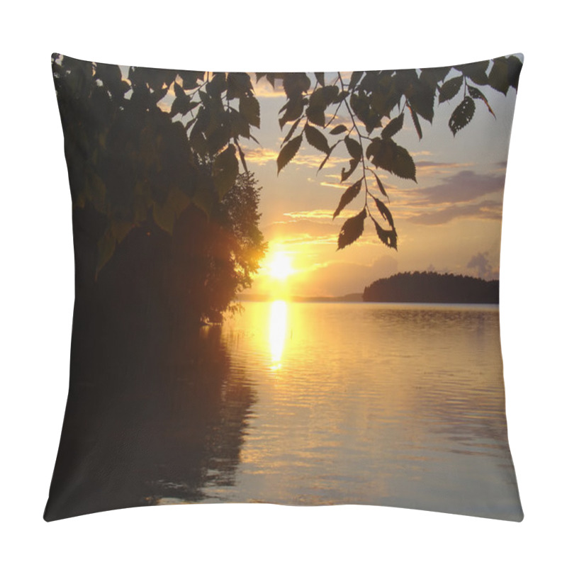 Personality  Sunset Over Lake Pillow Covers