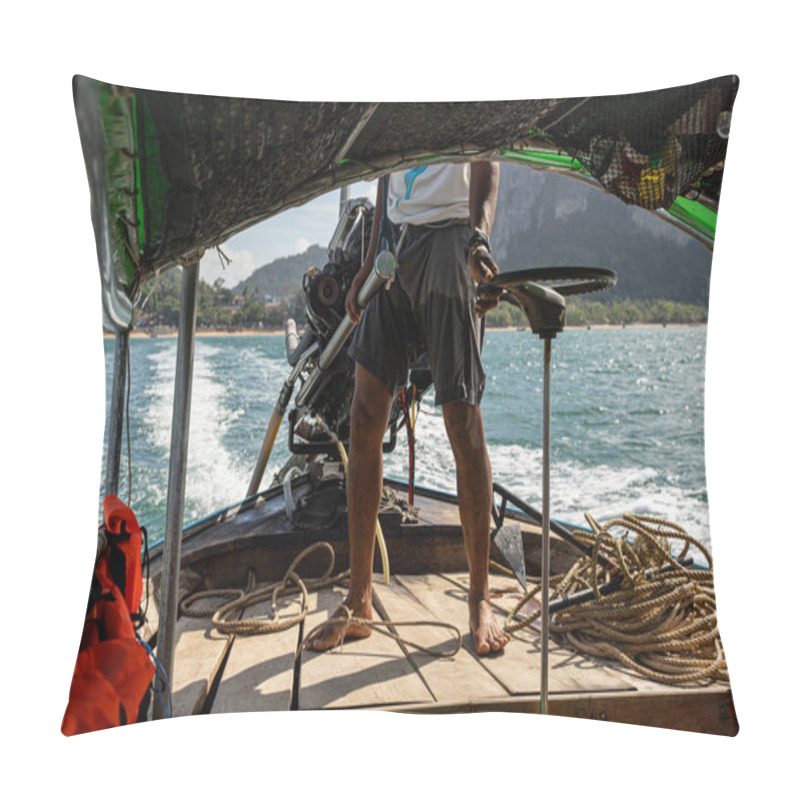 Personality  Wooden Boat Being On The Wavy Ocean Pillow Covers