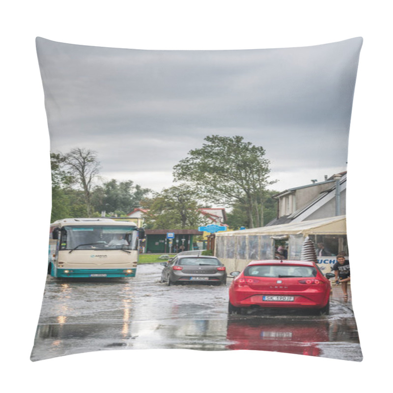 Personality  Bus And Cars On A Flooded Street Pillow Covers