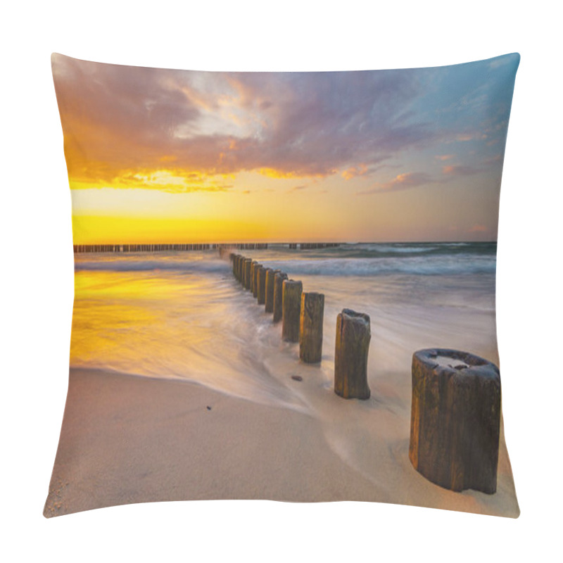 Personality  Beautiful Evening Sky Over The Sea And The Beach At Sunset Pillow Covers