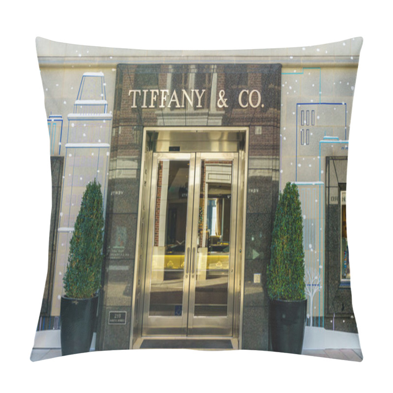 Personality  Tiffany & Company Retail Store Exterior Pillow Covers