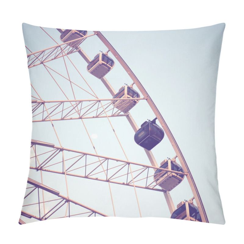 Personality  Ferris Wheel Pillow Covers