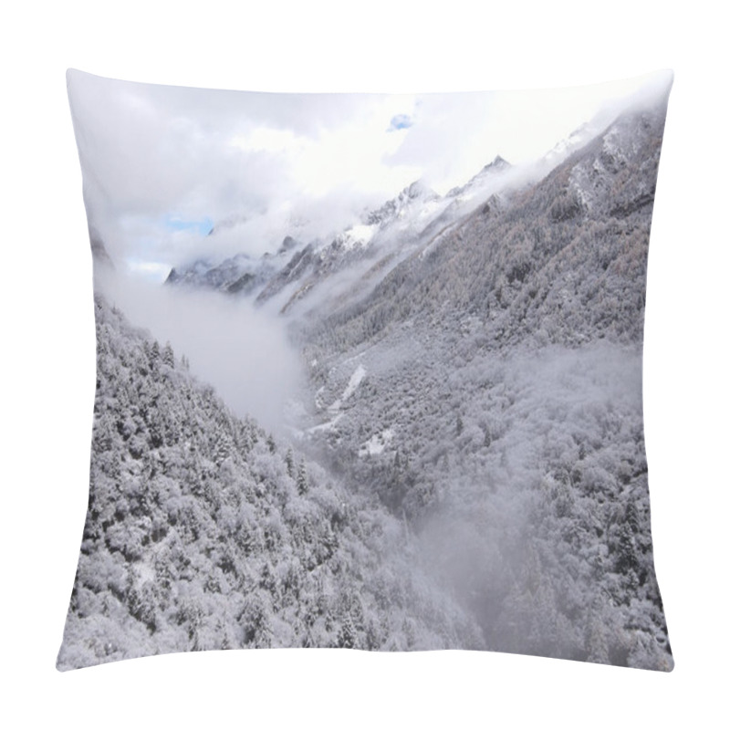 Personality  Drone Aerial Photography Flying Landscape Of Changping Valley, Siguniang National Park In Western Sichuan Of China. Pillow Covers