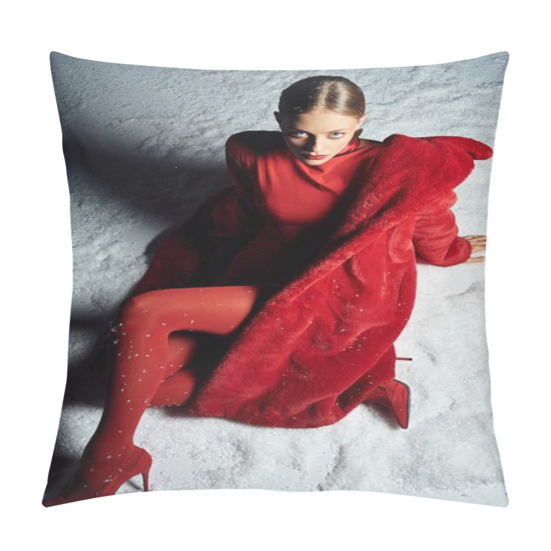 Personality  The Stunning Woman Showcases A Bold Red Ensemble While Sitting In A Snowy Setting. Pillow Covers