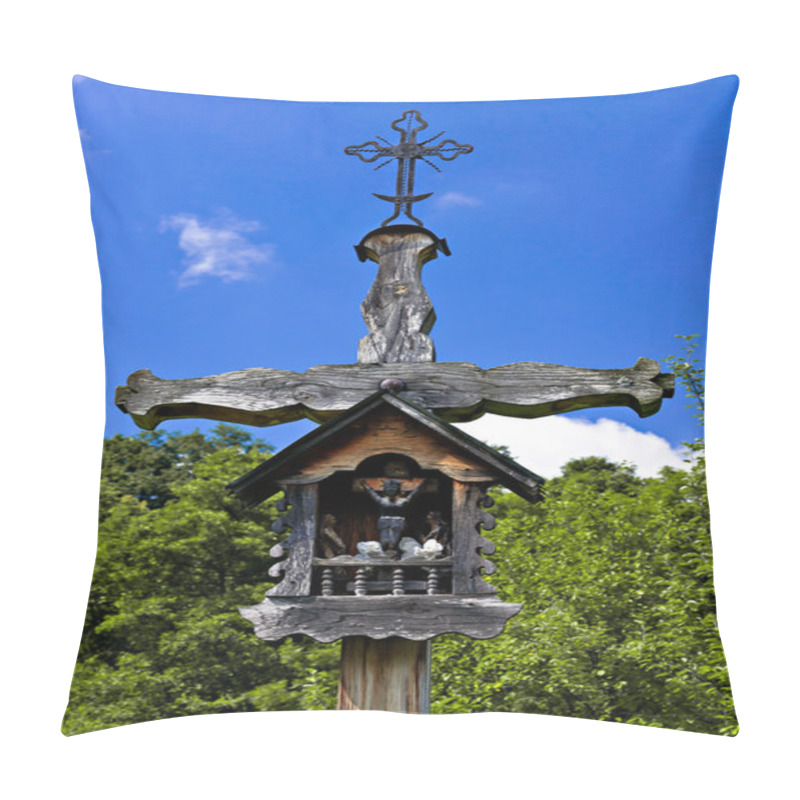 Personality  Roadside Shrine Pillow Covers