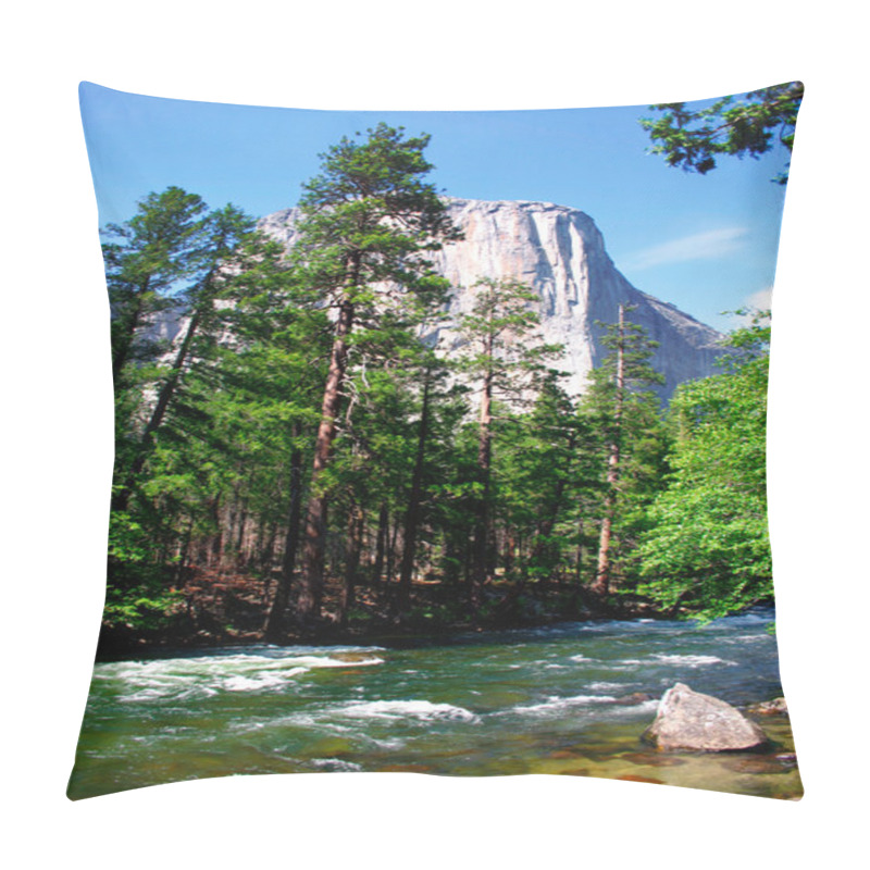 Personality  El Capitan, Yosemite National Park Pillow Covers