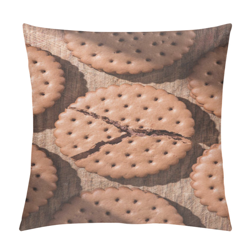 Personality  Top View Of Delicious Cookies With Cracked In Middle Pillow Covers