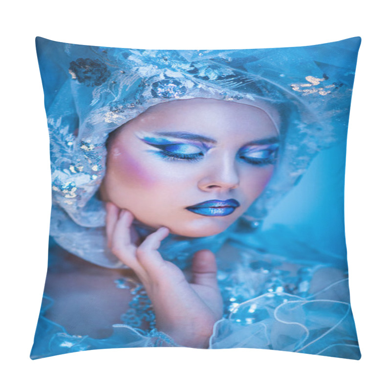 Personality  Winter Beauty Woman. Christmas Girl Makeup. Pillow Covers