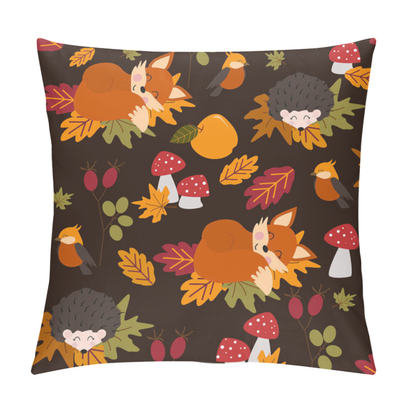 Personality  Autumn Seamless Pattern With Sleeping Fox And Hedgehog - Vector Illustration, Eps Pillow Covers