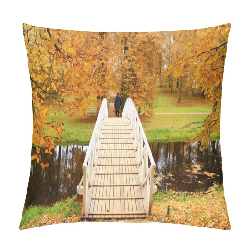 Personality  Autumn - Old Bridge Over The Small River In The Autumn Park Pillow Covers