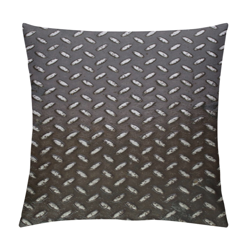 Personality  Rusty Weathered Diamond Plate Pillow Covers