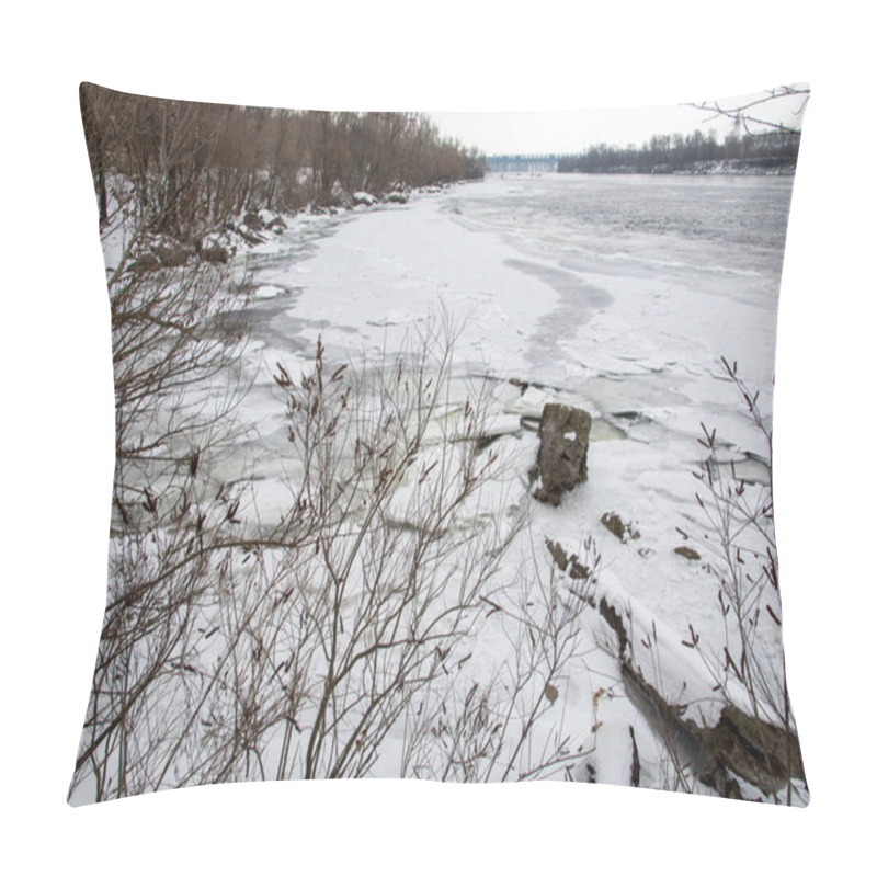 Personality  Frozen River Landscape With Snow-covered Banks And Bare Trees, Showcasing The Serene Beauty Of Winter. Ideal For Seasonal And Nature-themed Projects. Pillow Covers