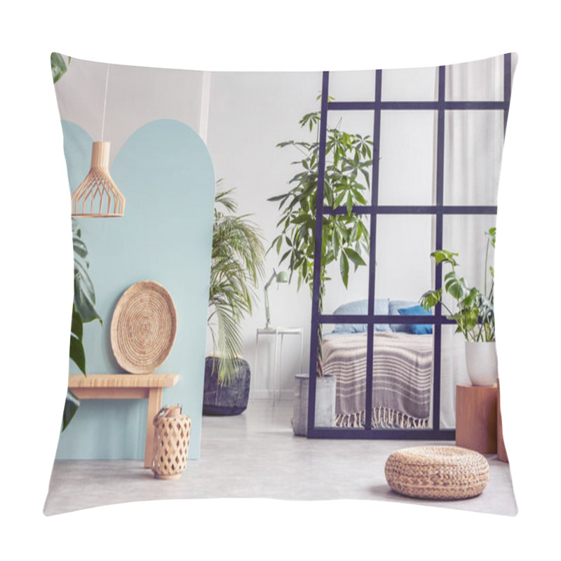 Personality  Urban Jungle In Open Plan Trendy Apartment Interior With Mullions Wall Pillow Covers